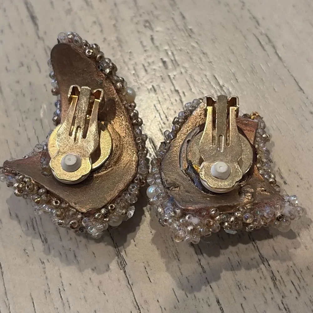 Unique 3 Piece Jewelry Set Clip On Abstract Earrings And Faux Pearl Necklace